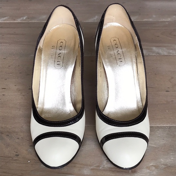 Coach Cassia Pumps - Picture 1 of 7